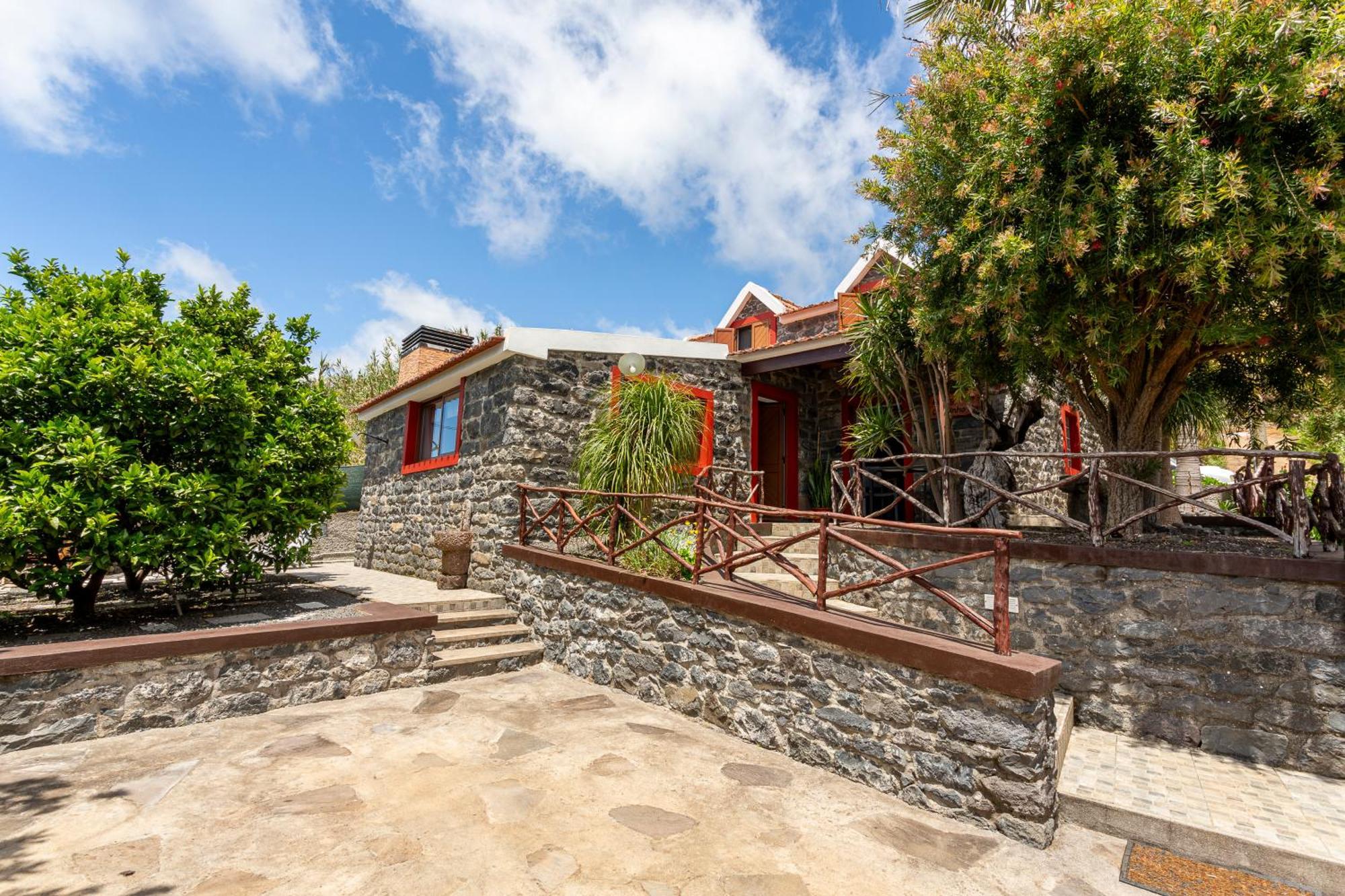 Refugio Do Lourinho Βίλα Φουνκάλ Εξωτερικό φωτογραφία